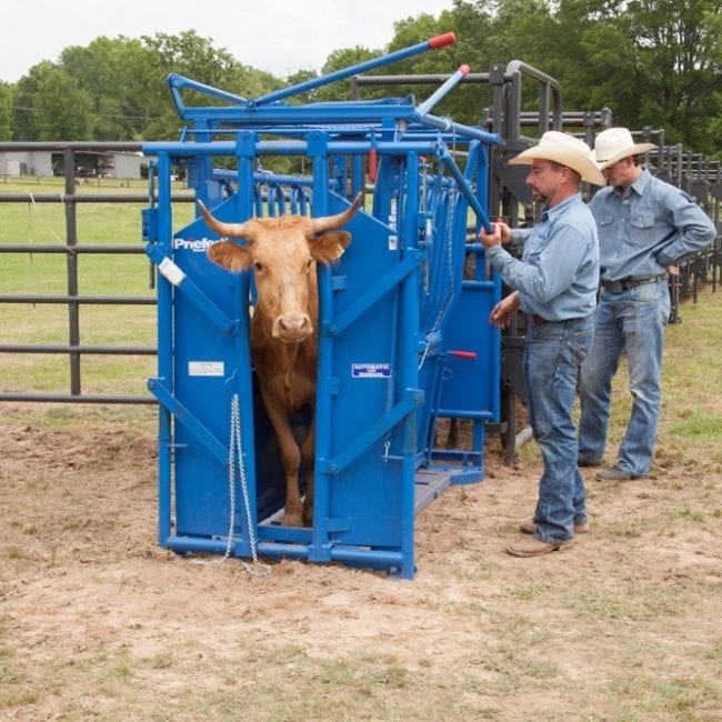 Priefert Squeeze Chutes - Model S0191 - Kovac Ranch Equipment